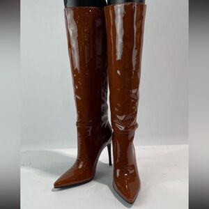 NWOTIOB Brown Patent Leather Knee-High Stiletto Boots w/Buckle Size 7.5
